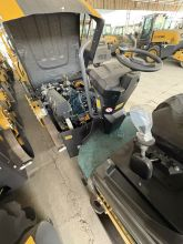 XCMG Official High Quality Light Compacting Equipment XD140VT Road Roller with Double Drum